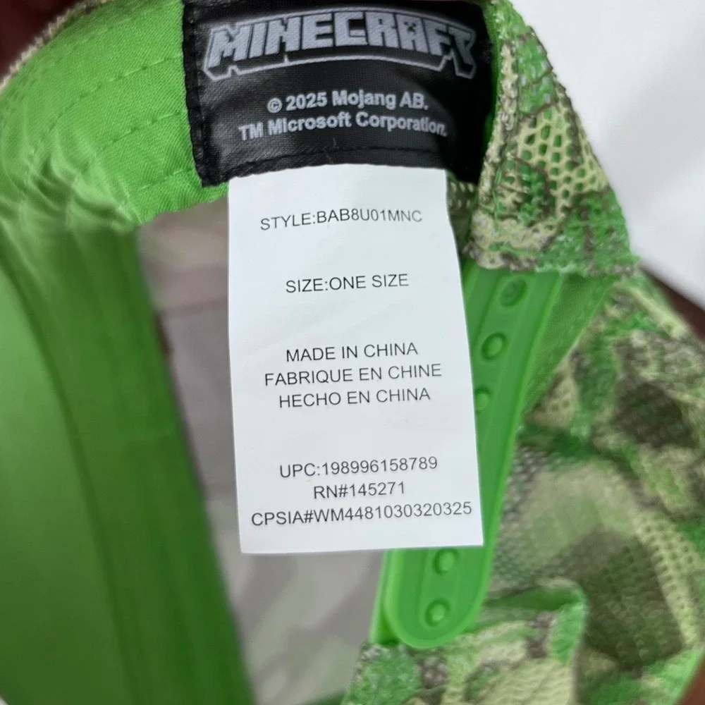 Minecraft Trucker Hat Kids Youth OSFM Green Creeper Pixel Camo Snapback Mesh Cap